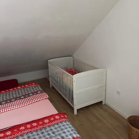 Neu Renovierte 2 Zimmer Wohnung Gaedheim Exterior photo