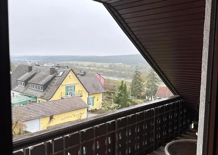 Neu Renovierte 2 Zimmer Wohnung