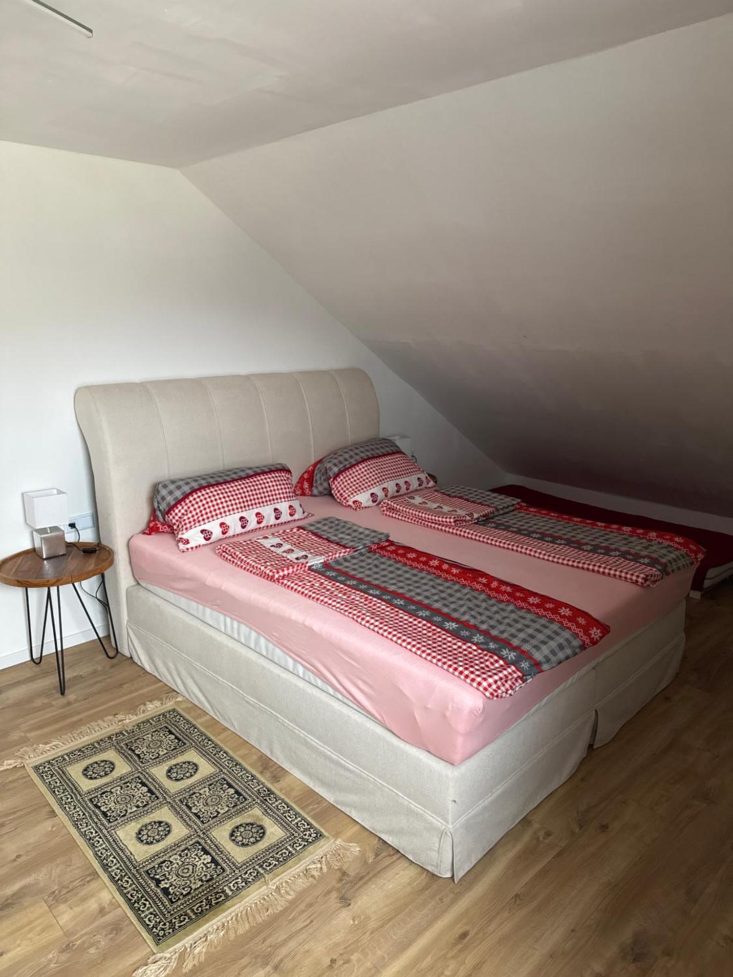 Neu Renovierte 2 Gaedheim